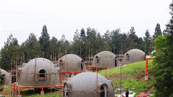 正在改造的景區。通訊員 洪琳 攝